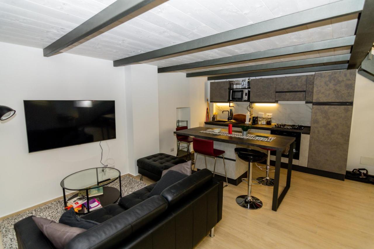 Apartmán Industrial Loft -Center Of Turin- By Happyhostorino Exteriér fotografie